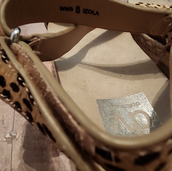 Dolce Vita Sandals - Picture 5 of 5
